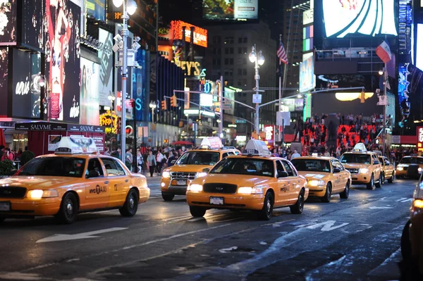 Жёлтые такси — стоковое фото