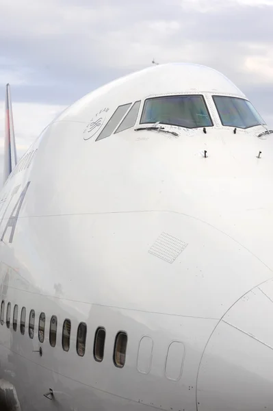 Boeing 747 cockpit — Stock Photo, Image