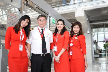  AirAsia mürettebat bangkok Airport