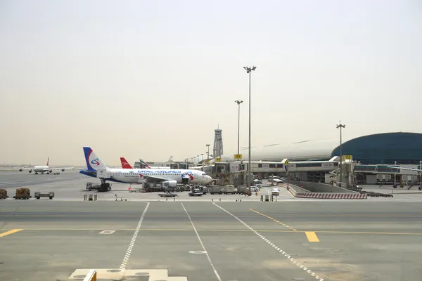 Flughafen Dubai — Stockfoto