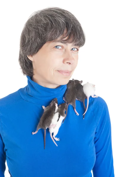 Porträt der Frau mit Ratten — Stockfoto