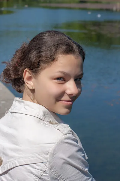 Retrato de menina alegre — Fotografia de Stock