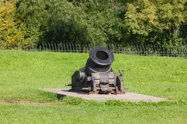 Heavy cannon — Stock Photo, Image