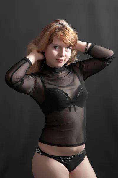 Blondýna v černé spodní prádlo — Stock fotografie
