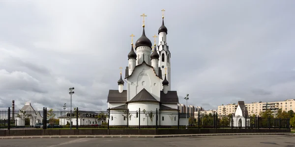 Современная церковь — стоковое фото