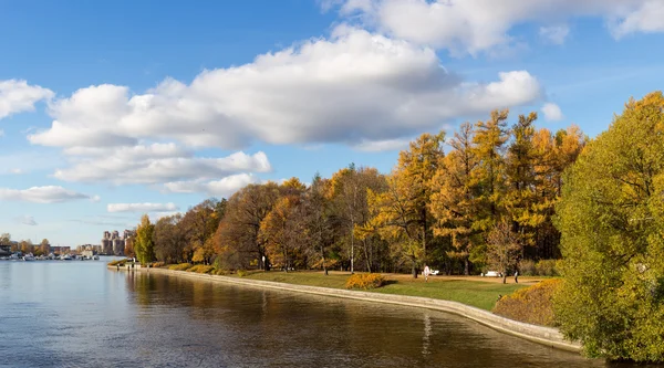 Parque central de Sankt-Peterburg — Fotografia de Stock