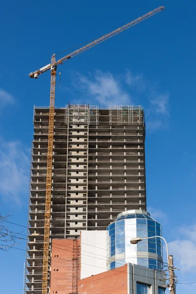 Nieuwe grote modern kantoorgebouw — Stockfoto