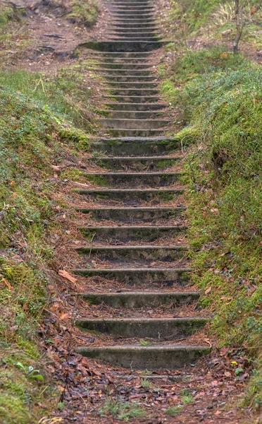 Escadaria de pedra velha — Fotografia de Stock