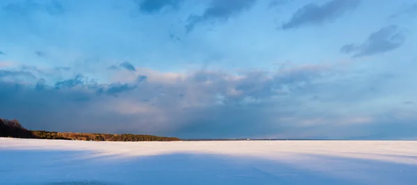 Dia de inverno — Fotografia de Stock