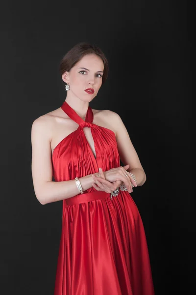 Chica en un vestido rojo —  Fotos de Stock
