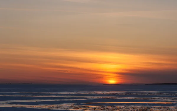 Pôr do sol na primavera — Fotografia de Stock