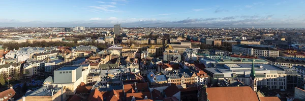 Velho e novo Riga — Fotografia de Stock