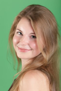 gülümseyen kız portre