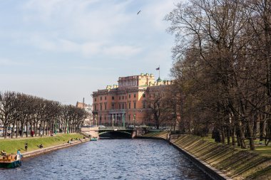 mikhailovsky Kalesi ve nehir Yusupov