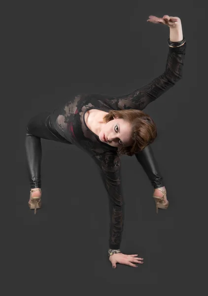 Flexibilní dívka — Stock fotografie