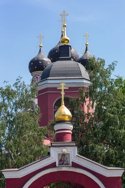 Tikhvin kyrkan i Moskva — Stockfoto