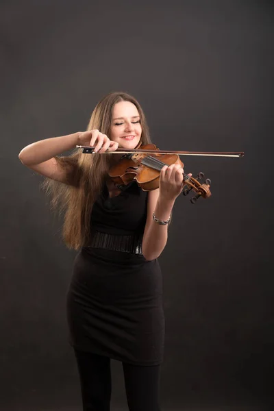 Retrato Estúdio Violinista Vestido Preto — Fotografia de Stock
