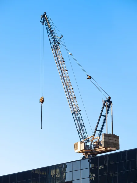 Hoisting crane — Stock Photo, Image