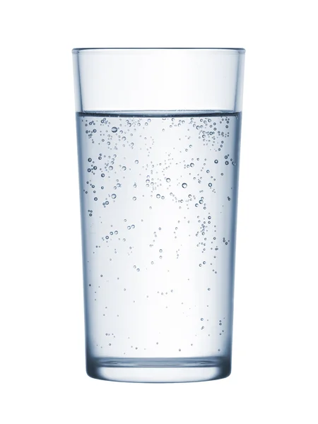 Ποτήρι του μεταλλικού νερού για το λευκό φόντο — Φωτογραφία Αρχείου