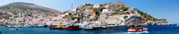 Hidra Adası, liman.