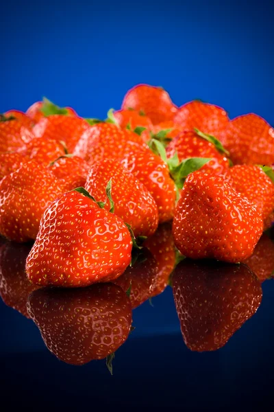 Strawberries summer background — Stock Photo, Image