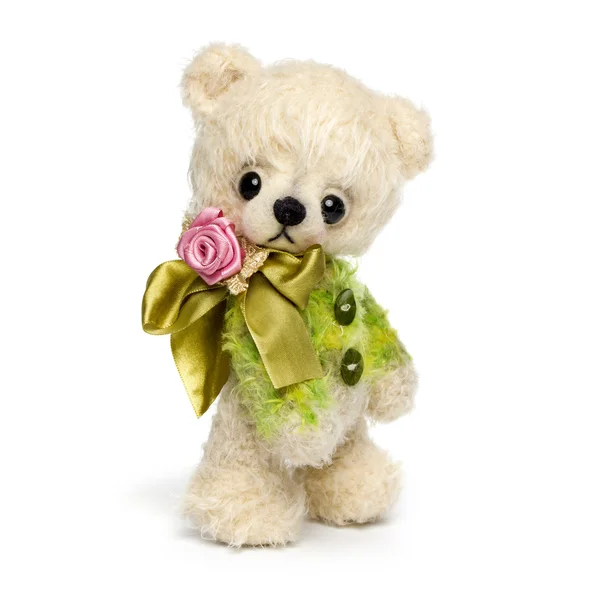 Urso de pelúcia em estilo vintage clássico isolado no fundo branco — Fotografia de Stock