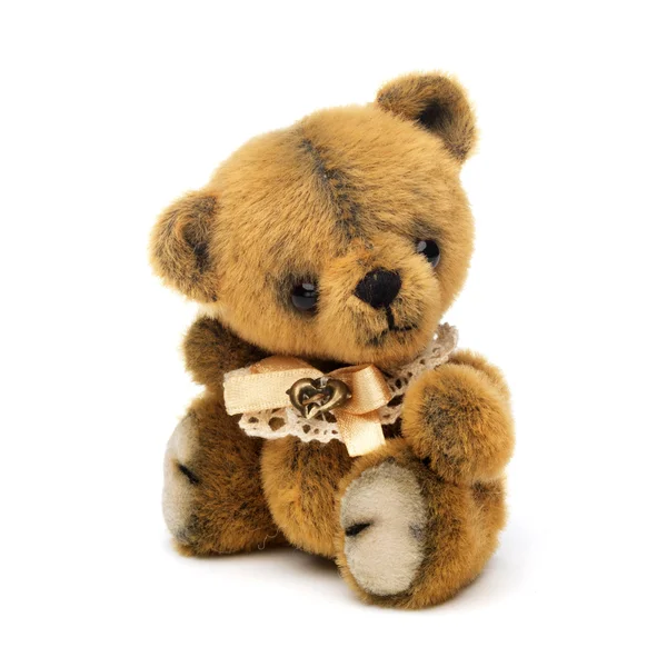 Urso de pelúcia em estilo vintage clássico isolado no fundo branco — Fotografia de Stock