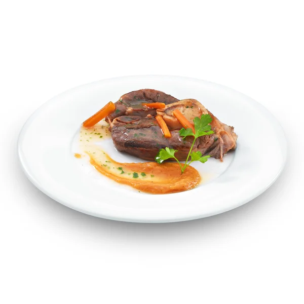 Традиционное итальянское мясо оссо буко — стоковое фото