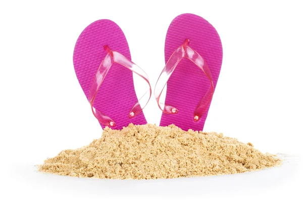 Flip-flops για ένα ηλιόλουστο σωρό της άμμου — Φωτογραφία Αρχείου