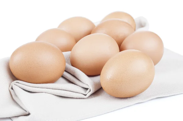 Bruna ägg på servett — Stockfoto