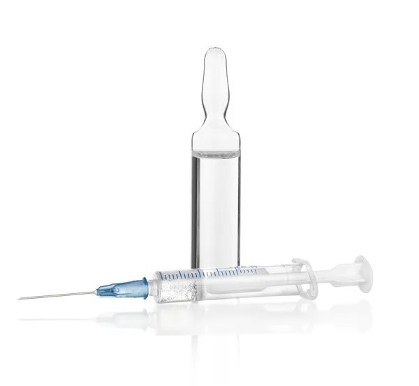 Syringe and ampule  on the isolated white background — Stock Photo, Image