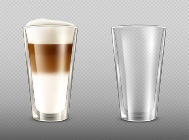 Duvar dolusu sıcak latte macchiato dolu gerçekçi parlak cam..