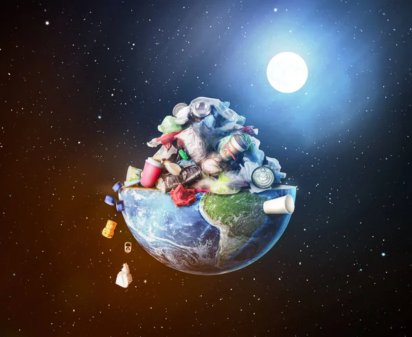 Eco Concept Slice Planet Pile Garbage Spilling Outer Space — Stock fotografie