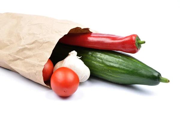 Gemüse in Papiertüte — Stockfoto