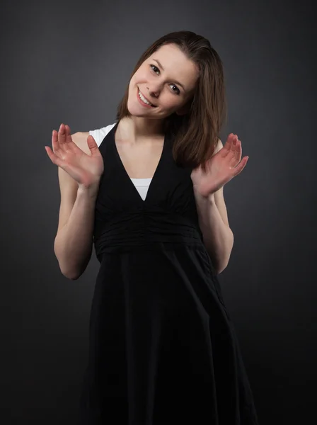 Engraçado sorrindo jovem menina — Fotografia de Stock