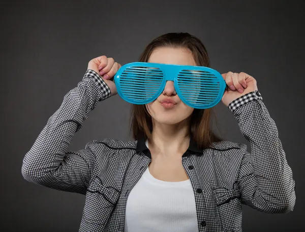 Portrait of the teen girl with crazy glasses — Stock Photo, Image