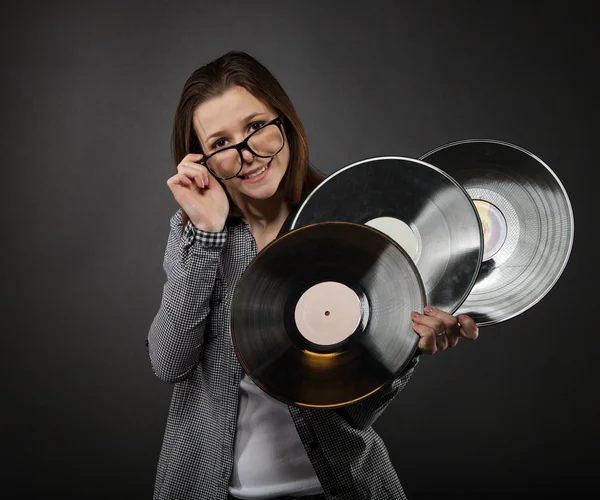 Jonge tiener meisje met vinyl records — Stockfoto