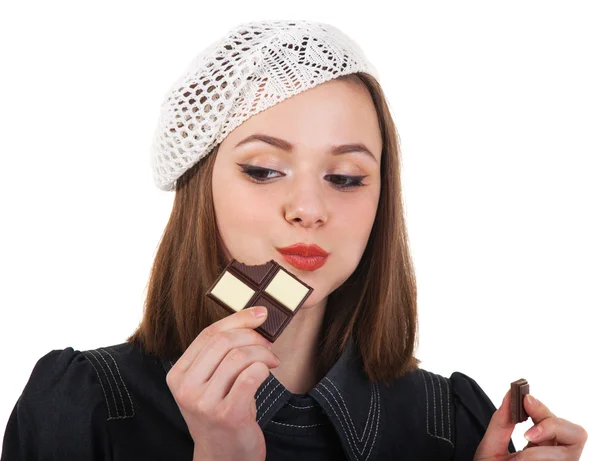 Junge süße Brünette Mädchen mit Schokolade — Stockfoto