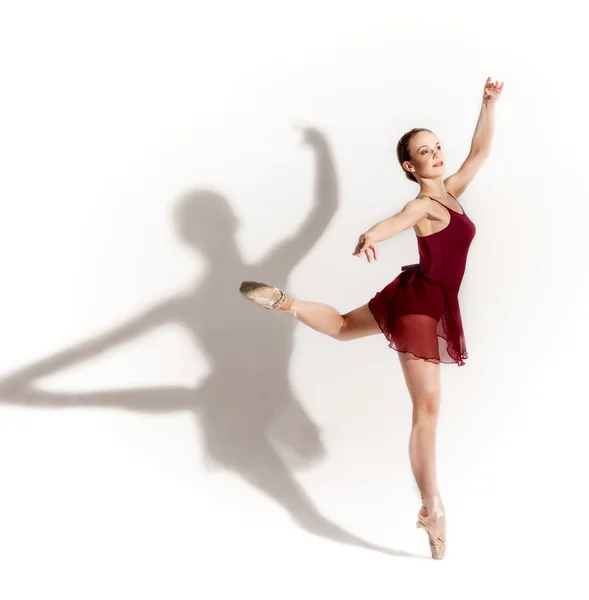 Balletttänzer modernen Stils — Stockfoto