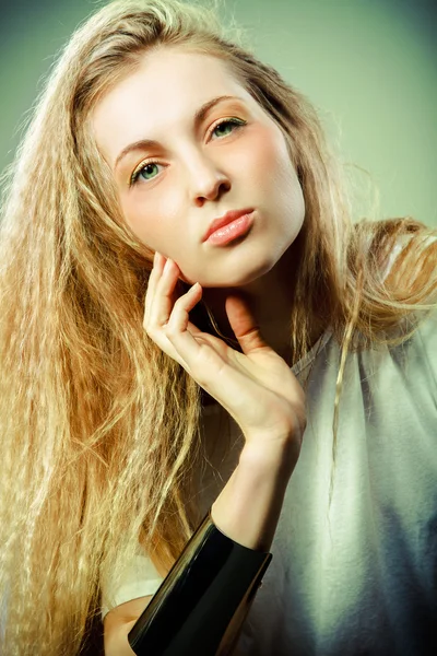 Genç sarışın kız Güzellik Portresi - Stok İmaj