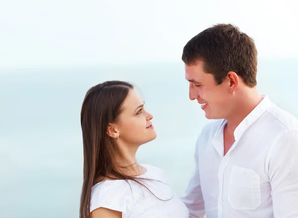 Young happy couple in love — Stock Photo, Image