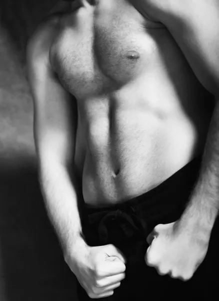 Beau modèle masculin musclé — Photo