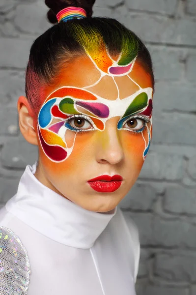 Modelo con maquillaje creativo brillante —  Fotos de Stock