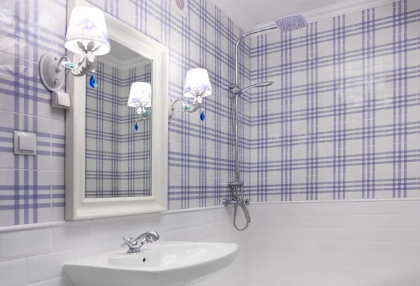 Piękne łazienki Biało -Niebieska — Zdjęcie stockowe