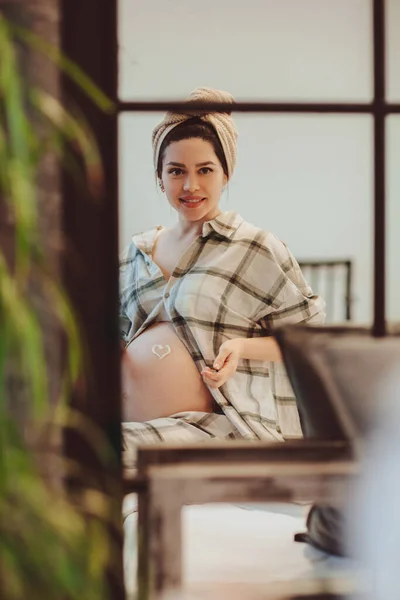 Cute Young Pregnant Woman Wearing Pajama Wrapped Towel Head Applying — Stock Photo, Image