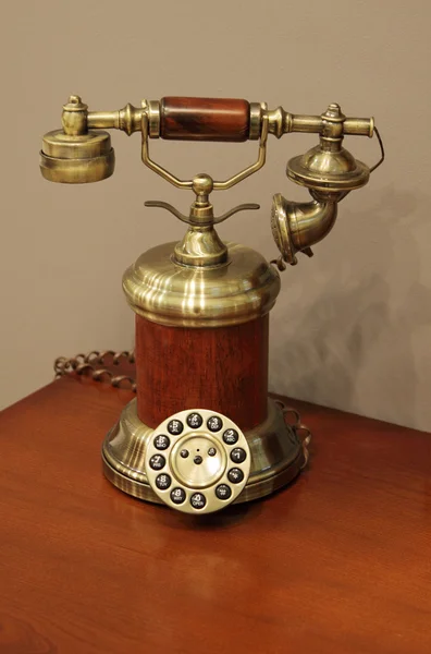 Oude telefoon Rechtenvrije Stockafbeeldingen