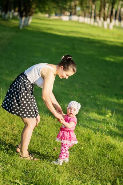 Mother and her daughter outdoor — Stock Photo, Image