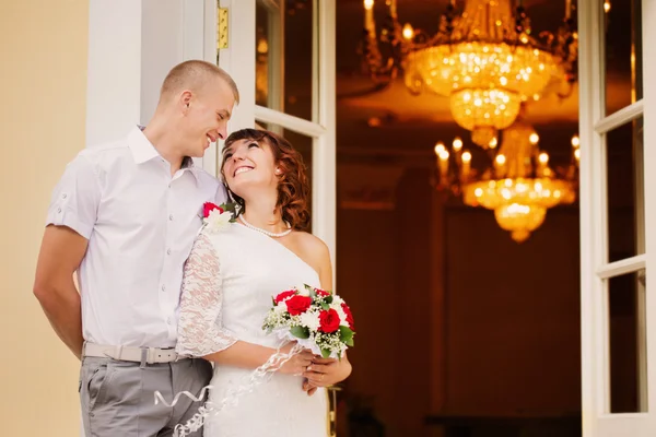 Hermosa pareja de boda — Foto de Stock