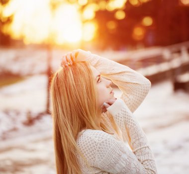 Güzellik kız açık