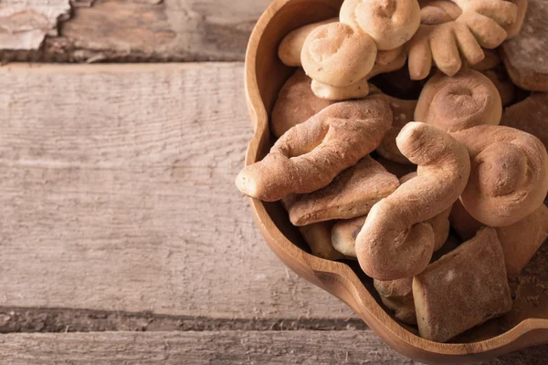 Τα cookies στο ξύλινο υπόβαθρο — Φωτογραφία Αρχείου